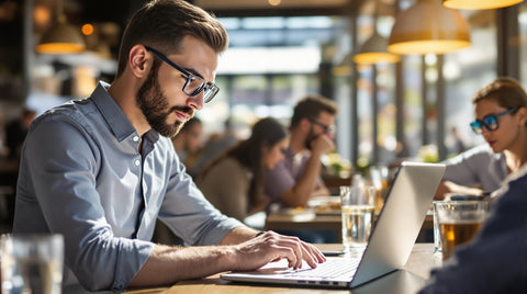 Kan blue light briller hjælpe mod migræne og hovedpine fra skærmarbejde?