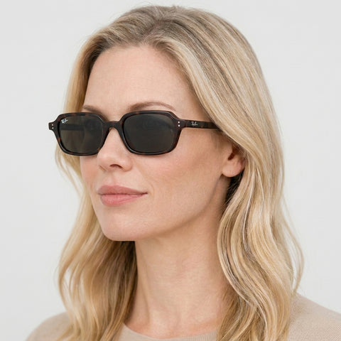 Ray-Ban ZURI - 135987 - Havana på model