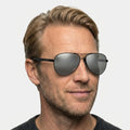 Ray-Ban CARBON FIBRE - 002/K7 - Sort på model