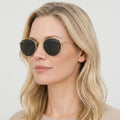 Ray-Ban ROUND METAL - 919648 - Guld på model