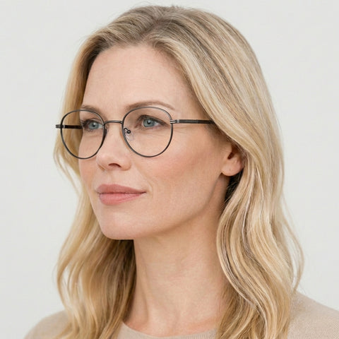 Delacroix gunmetal rund brille på model