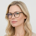 Alvaris - Transparent brun på model