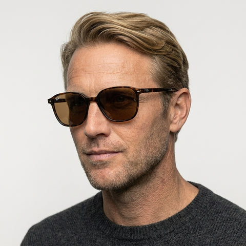 Ray-Ban LEONARD - 902/57 - Tortoise på model