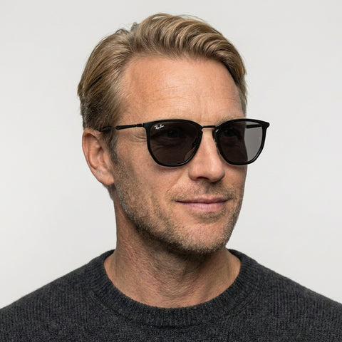 Ray-Ban RB4451 - 601/B1 - Sort på model