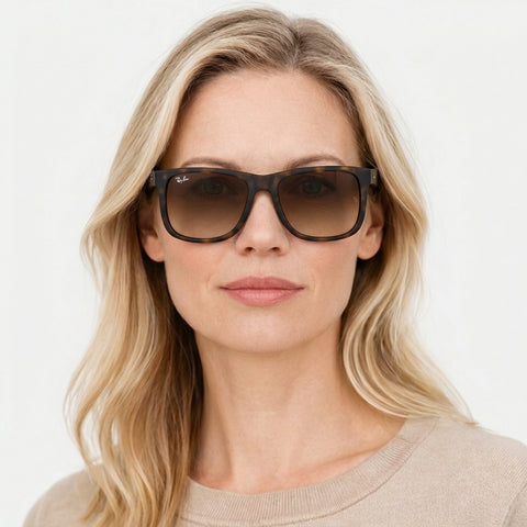 Ray-Ban JUSTIN - 710/13 - Havana på model