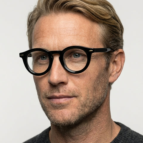 Aurélien - Sort på model