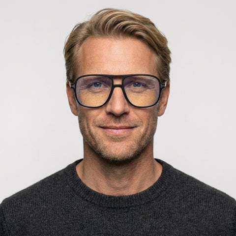 Tom Ford FT5737-B - 002 - Mat sort på model