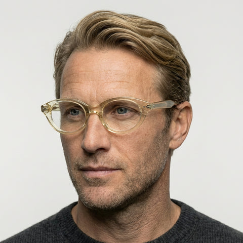 Ravelle - Transparent gul på model