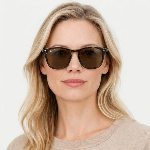 Ray-Ban RB2210 - 902/57 - Havana på model