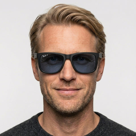 Ray-Ban JUSTIN - 622/2V - Sort på model