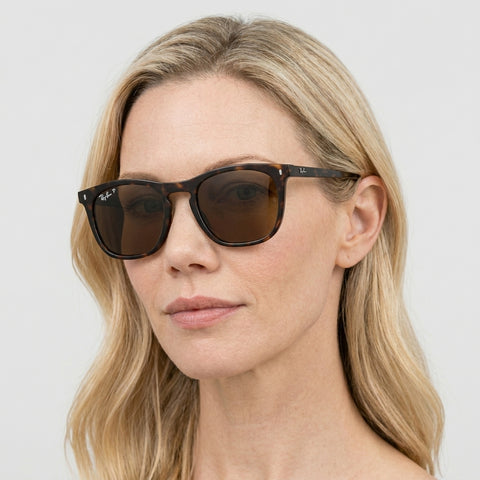 Ray-Ban RB2210 - 902/57 - Havana på model