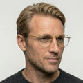 Ray-Ban ROUND METAL - 2500 - Guld på model