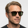 Persol PO3292S - 24/31 - Havana på model