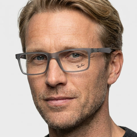 Ray-Ban RX8901 - 5244 - Transparent grå på model