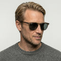 Ray-Ban RB2210 - 6765R5 - Transparent brun på model