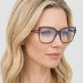 Tom Ford FT5947-B - 048 - Transparent brun på model