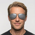 Ray-Ban CARBON FIBRE - 004/K6 - Gunmetal på model
