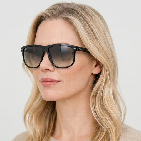 Ray-Ban Boyfriend - 601/32 - Sort på model