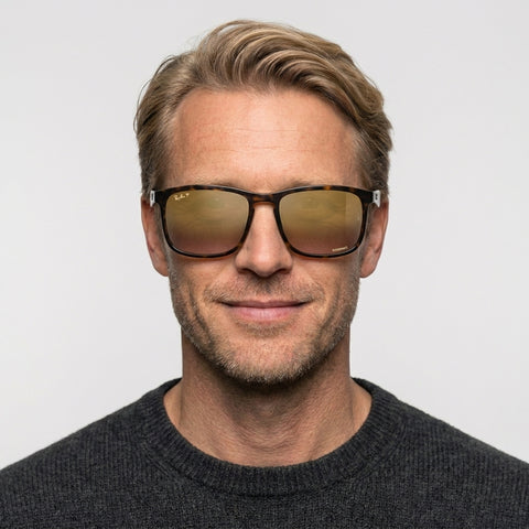 Ray-Ban RB4264 - 894/6B - Havana på model