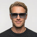 Ray-Ban JUSTIN - 6596T3 - Transparent blå på model