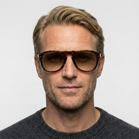Persol PO0649 - 24/51 - Havana på model
