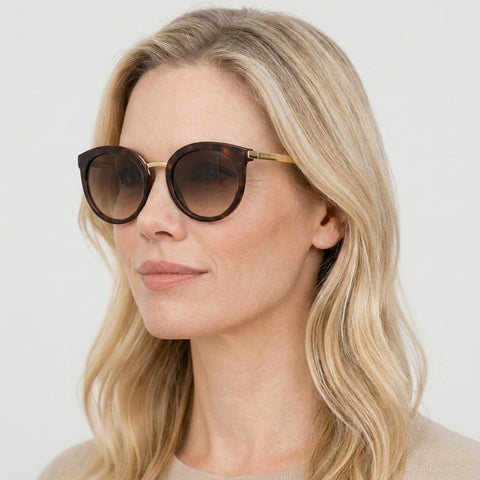 Dolce & Gabbana DG4268 - 502/13 - Havana på model