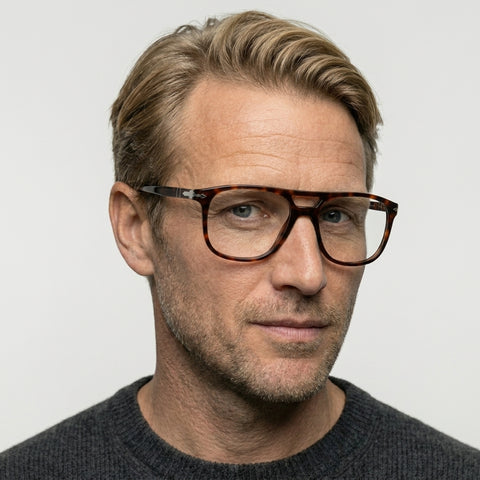 Persol GRETA - 24 - Havana på model