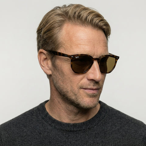 Ray-Ban RB4306 - 710/73 - Havana på model