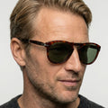Persol FOLDING - 24/31 - Havana på model