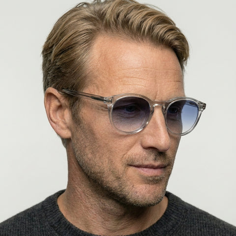 Tom Ford Aurele - 20W - Transparent grå på model