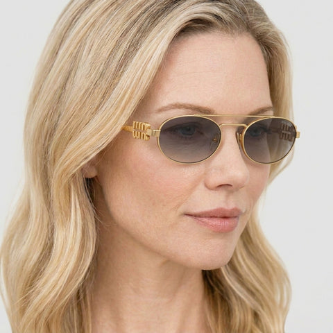 Miu Miu MU 54ZS - 5AK30C - Guld på model