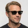 Ray-Ban ZAYA - 135987 - Havana på model