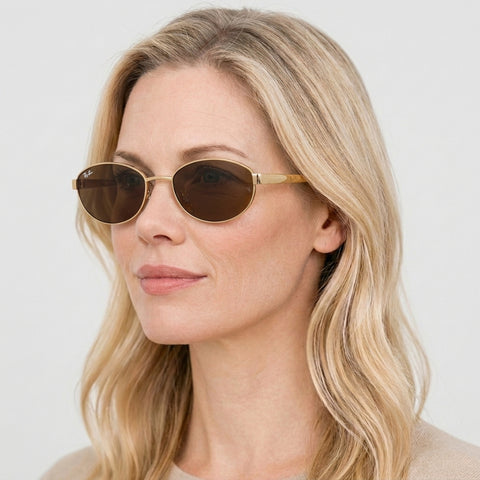 Ray-Ban RB3774D - 001/73 - Guld på model