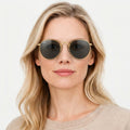 Ray-Ban ROUND METAL - 919648 - Guld på model